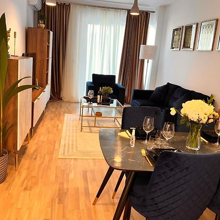 Cosy Stay Bukares Bagian luar foto